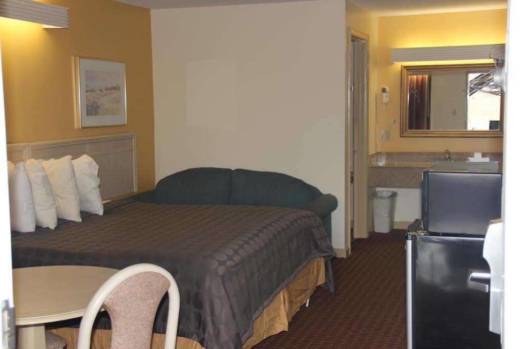 Southern Inn Lumberton Exterior foto
